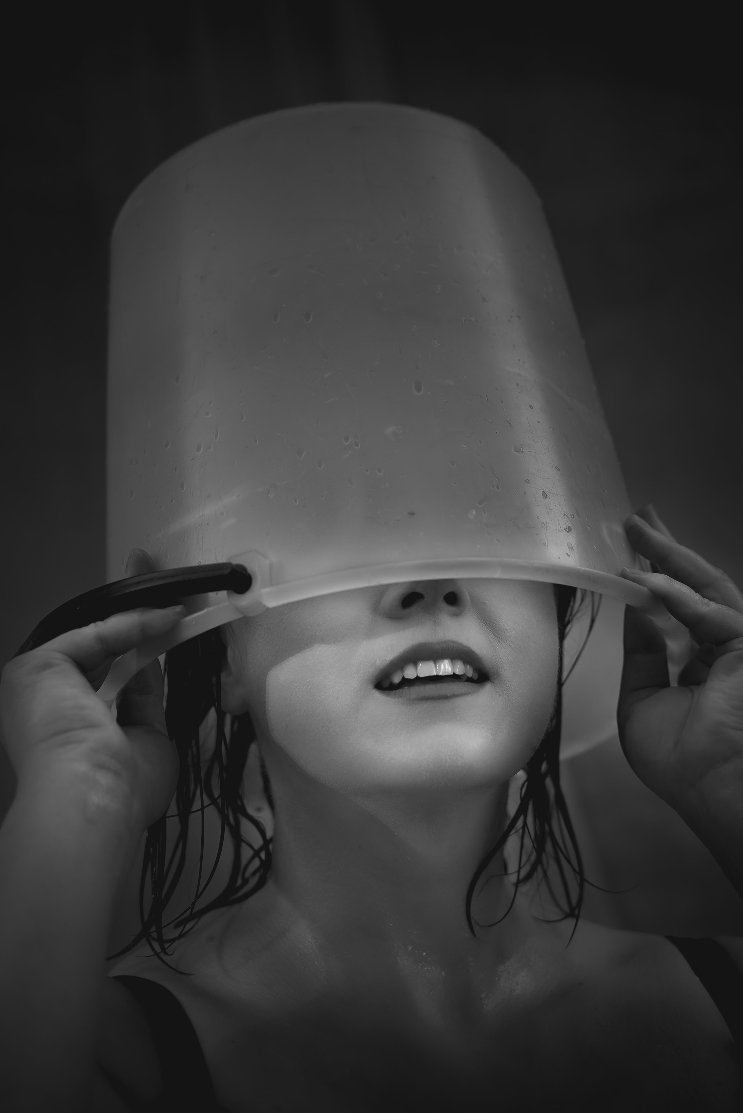 m0n0 jay — iconic bucket hat, black & white, photo by Alex Ladis